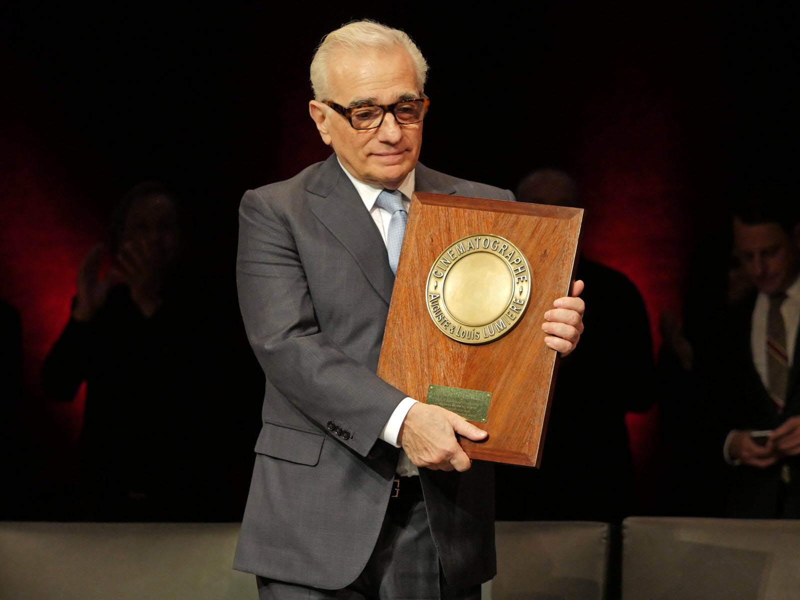 Here is Martin Scorsese awarded with the Prix Lumière.
